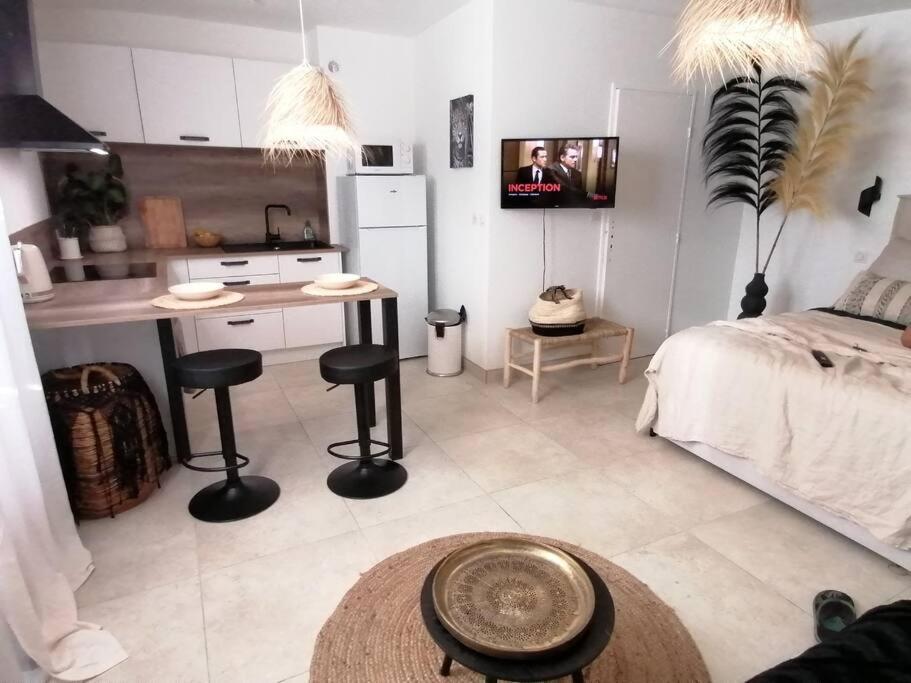 Superbe Studio Ethnique Hyères Exterior foto